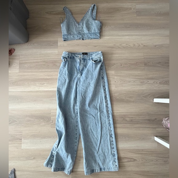 House of Harlow 1960 Denim - House of Harlow 1960 Light Blue Denim Wide-Leg Jeans and Top Set